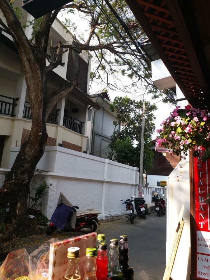 La Maison Verte Hostel Csiangmaj Kültér fotó